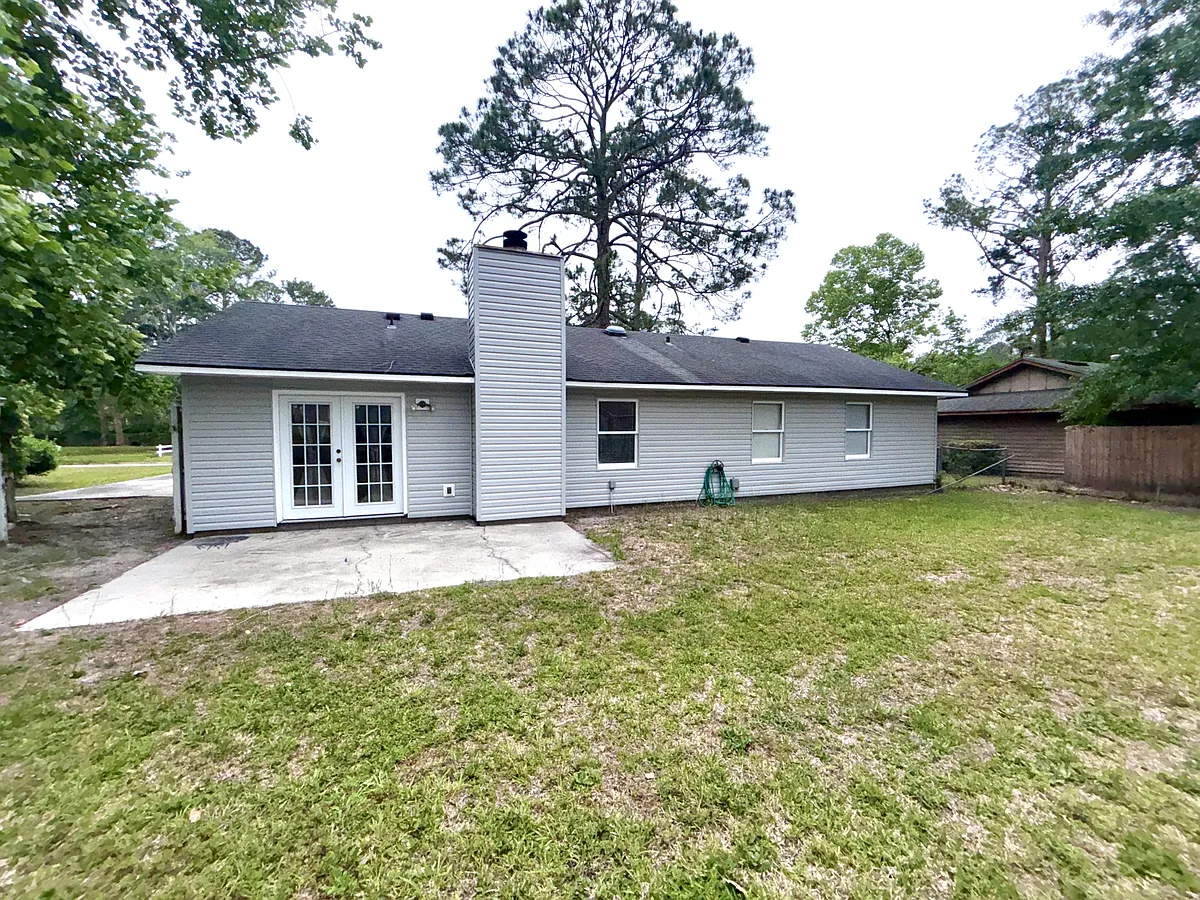 Building Photo - 2019 Bradley Ave