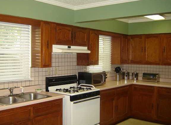 HUGE kitchen (19X9')! All appliances included!