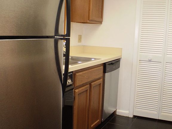 kitchen opens to D.R.