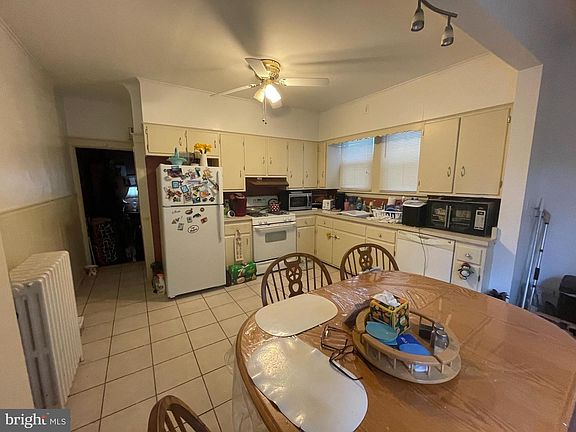 2nd image of 21 S 21st St