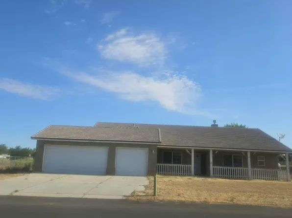 17301 Laredo Vista Ave, Lake Los Angeles, CA 93591