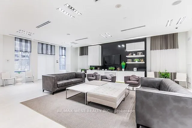 110 Marine Parade Dr #1008 — Photo 40