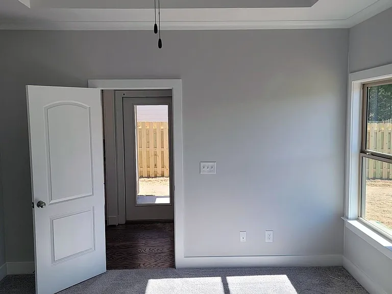 400 Hamilton Pl — Photo 9