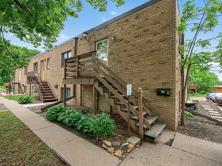1127 Raymond Ave — Photo 28