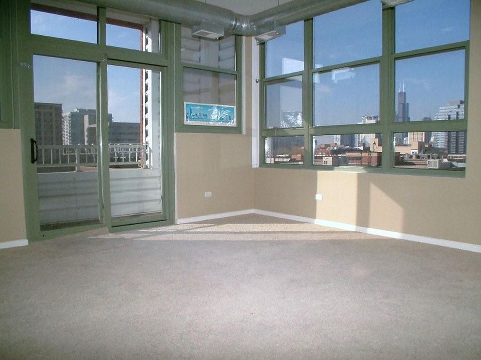 1st image of 2001 S Calumet Ave APT 501