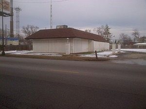 3rd image of 1933 N Harlem Ave