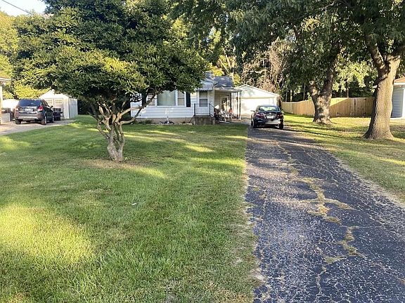2nd image of 6819 W Lamoine Ave