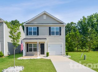 4439 Oak Pointe Dr, Winston Salem, NC 27105