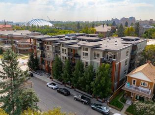 305 N 18th Ave SW #204, Calgary, AB T2S3H1