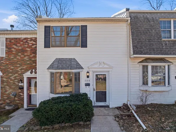 323 Harvard Sq, Bensalem, PA 19020