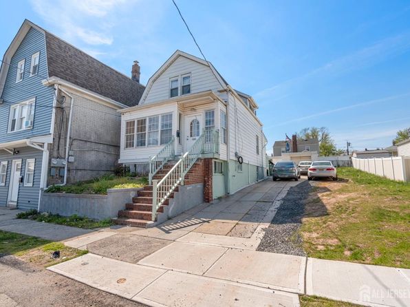 685 Raritan Ave, Perth Amboy, NJ 08861