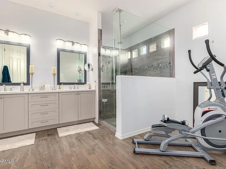 10602 E Blanche Dr — Photo 20