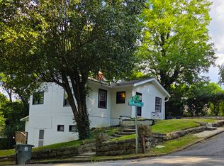 300 Old Mountain Rd, Chattanooga, TN 37409