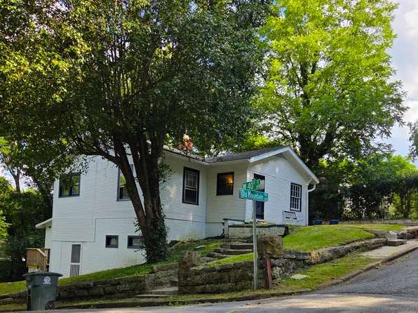 300 Old Mountain Rd, Chattanooga, TN 37409