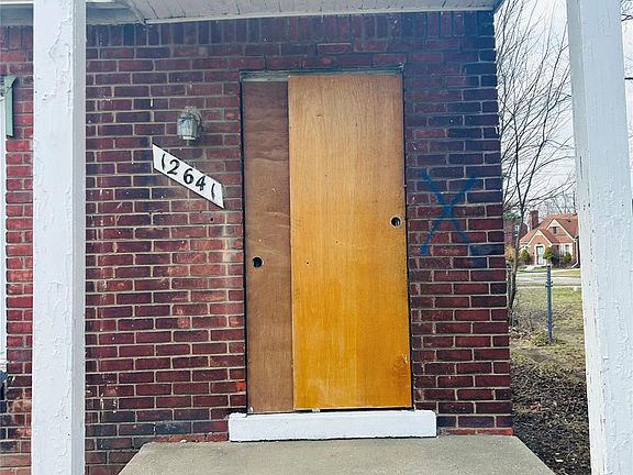 3rd image of 12641 Kelly Rd