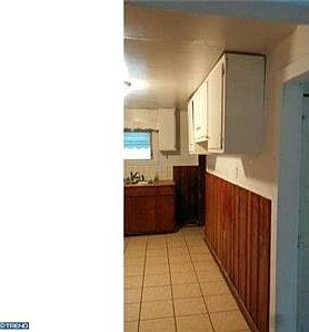 3rd image of 407 Armstrong Ave