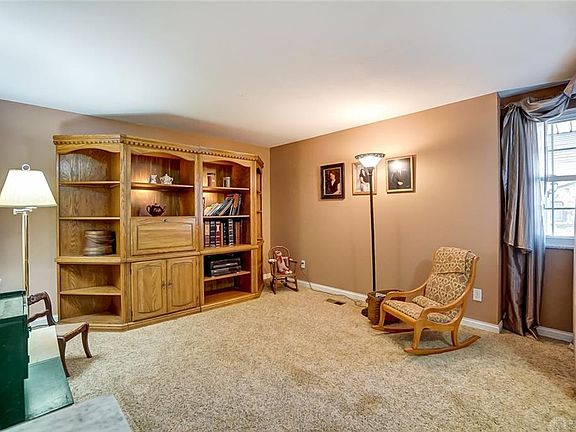 5th image of 5560 Clagston Ct