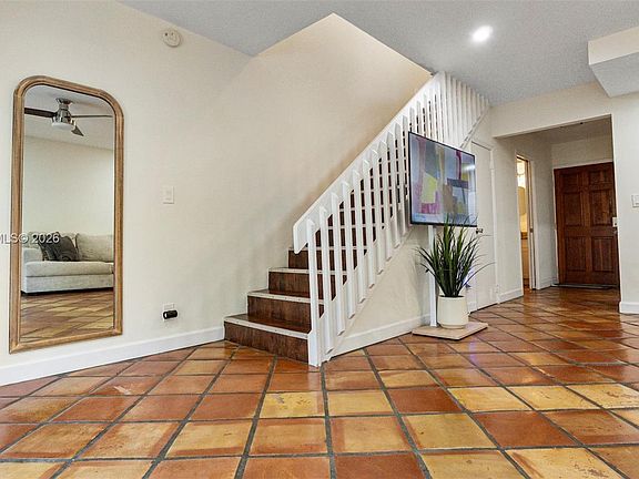 4th image of 3014 NE 21st Ter
