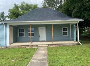 303 E North St, Winslow, IN 47598