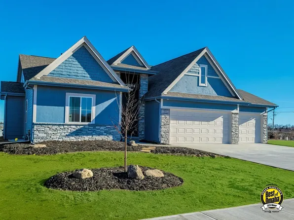 12555 Quail Dr, Bellevue, NE 68123