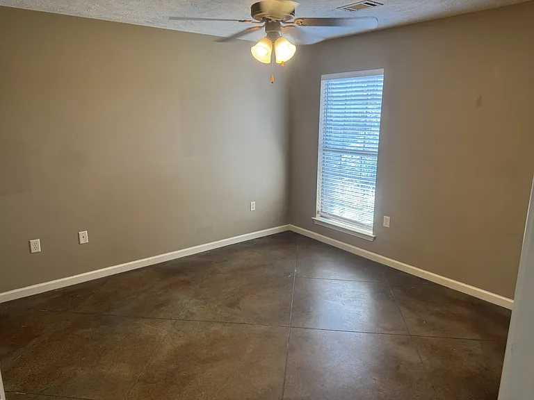 2830 Longbow Ln — Photo 4