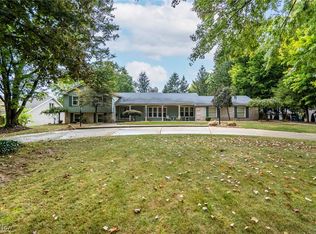 4098 Fairway Dr, Canfield, OH