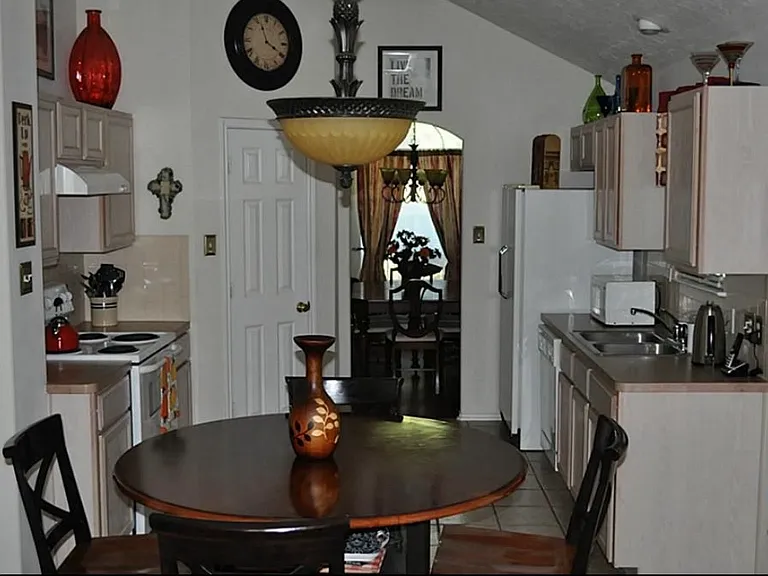 17023 N Lighthouse Dr — Photo 7