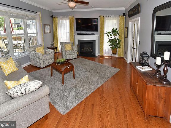 3rd image of 7842 Coldbrooke Dr