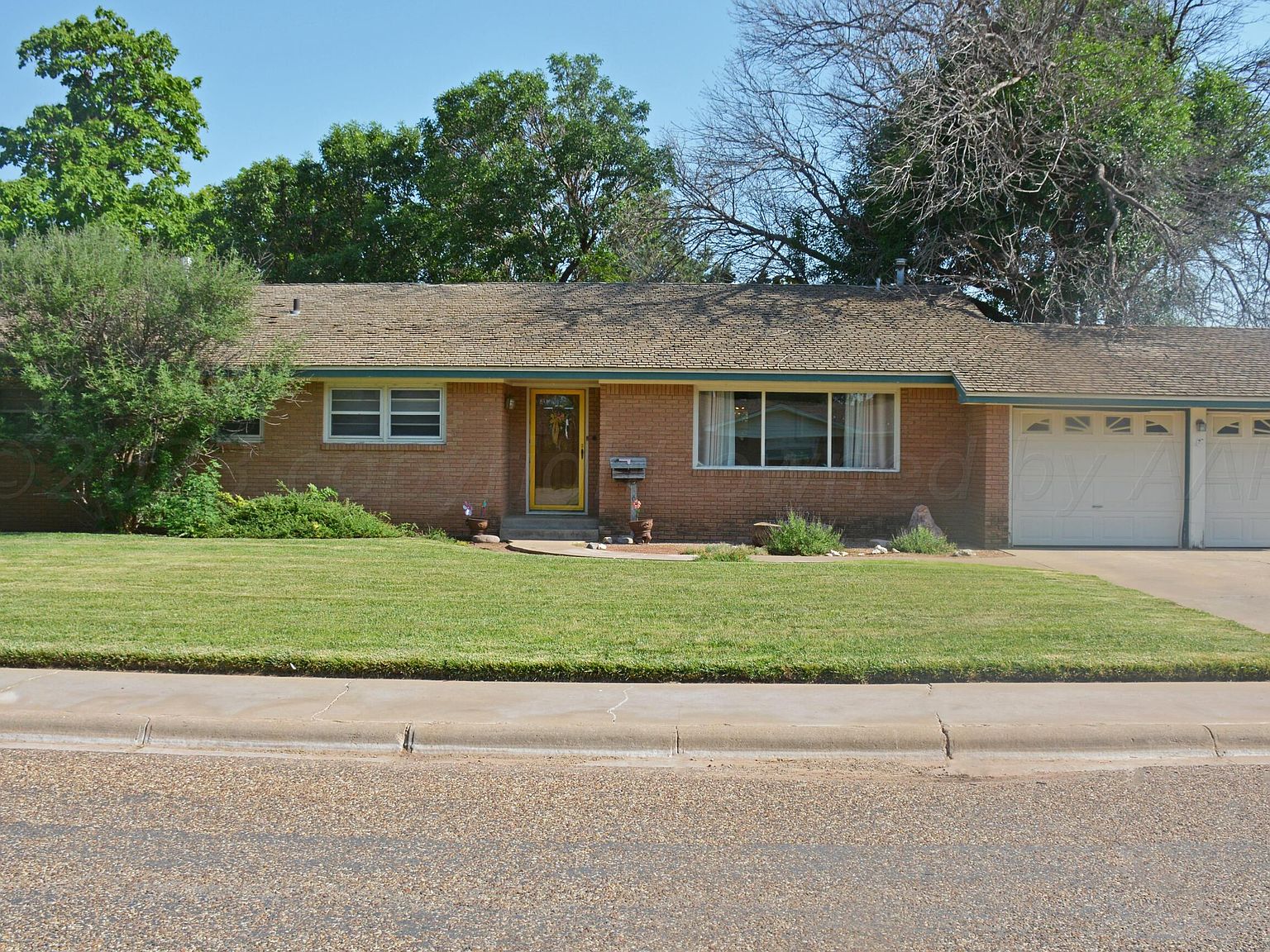 709 Maple St, Dimmitt, TX 79027 MLS 234455 Zillow
