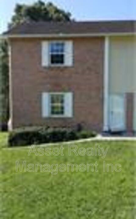 1st image of 134 Oakview Dr #A