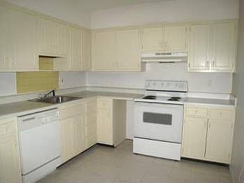 5th image of 3808 Laramie Pl #126-G