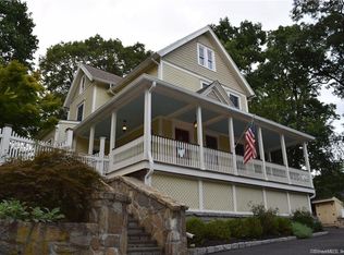 2 3rd St, Fairfield, CT 06825