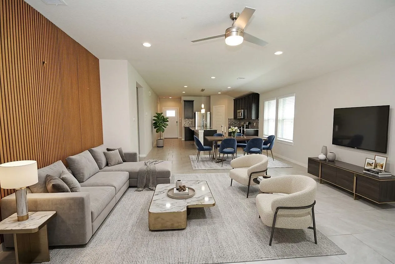4 bed, 2.0 bath, 1792 sqft, $2,300 — Photo 2