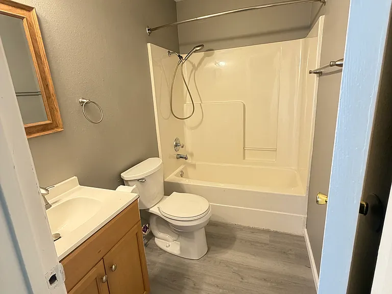 131 Rockyreef Cir — Photo 7