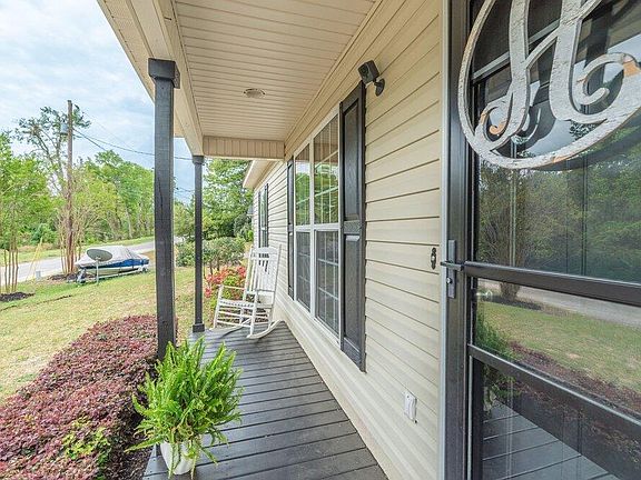 2nd image of 319 Twin Lakes Drive