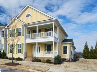 102 Hollingsworth Dr, Greenville, SC 29607