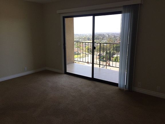 3rd image of 3285 Hilltop Dr