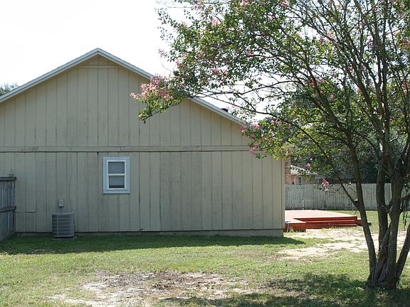 3rd image of 1729 Quiet Oak Ln