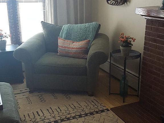 4th image of 511 Witter St