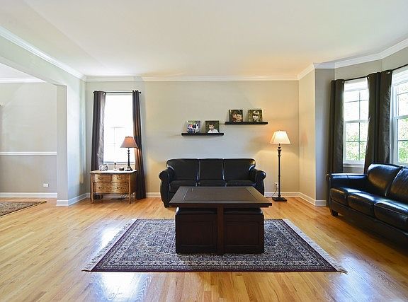 3rd image of 217 S Harrison Ave