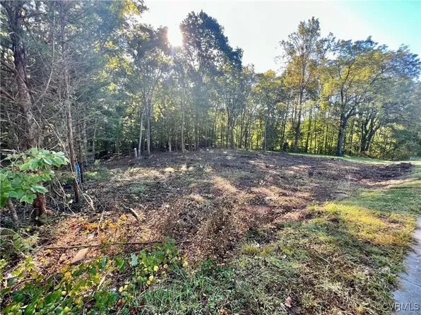 0 Vernon St, Farmville, VA 23901