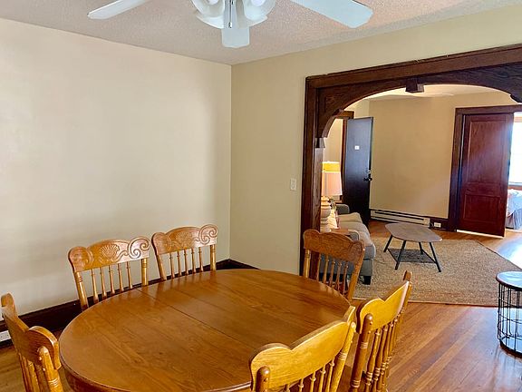 5th image of 3018 Chicago Ave