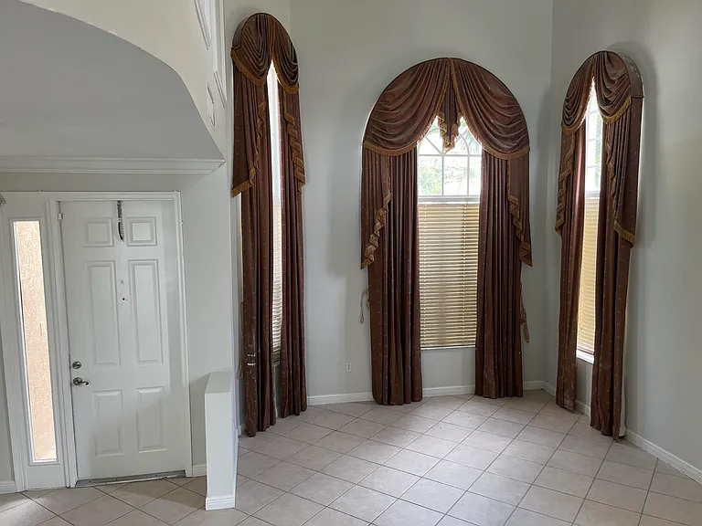 2064 Reston Cir — Photo 3