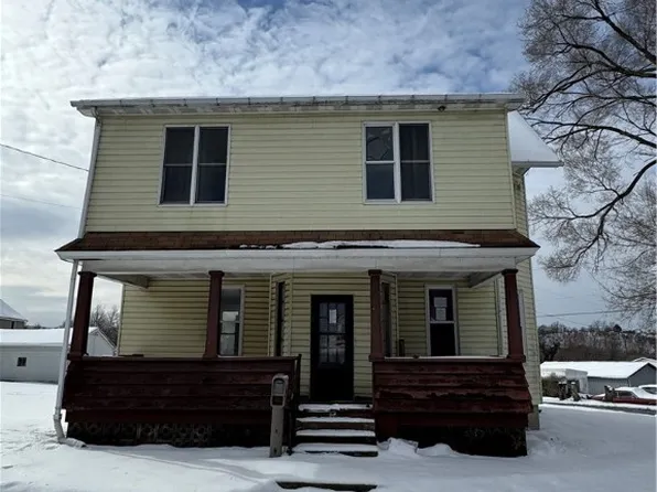 224 Vine St S, Connellsville, PA 15425