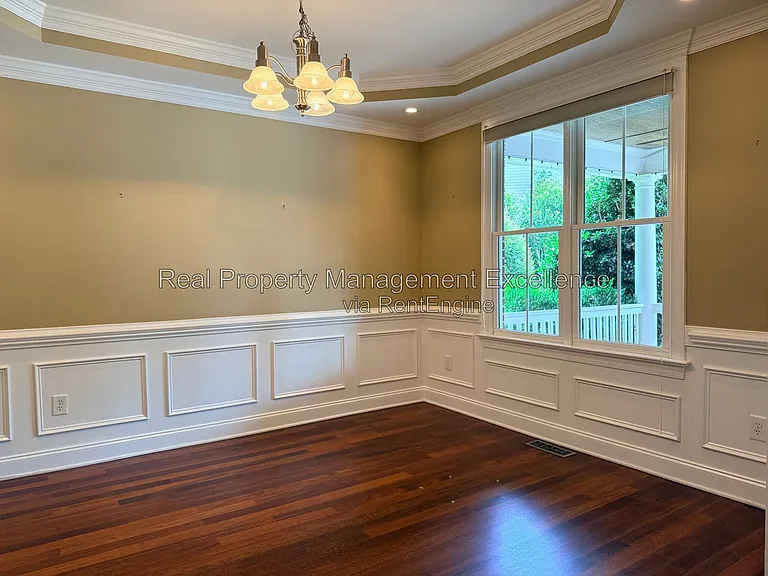 616 Lake Artesia Ln — Photo 7