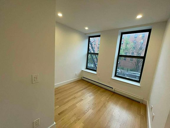 4th image of 2053 Frederick Douglass Blvd #E22