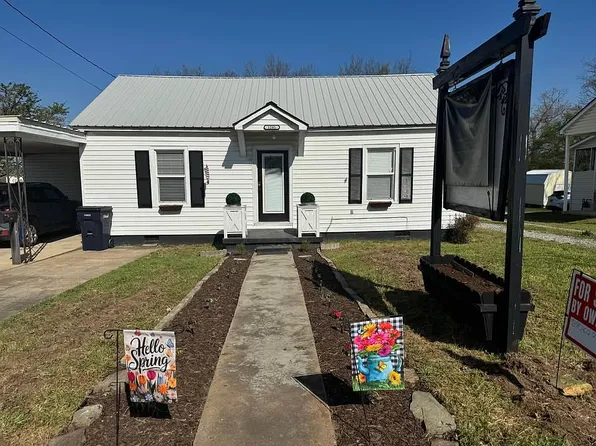 1261 E College Ave, Batesville, AR 72501