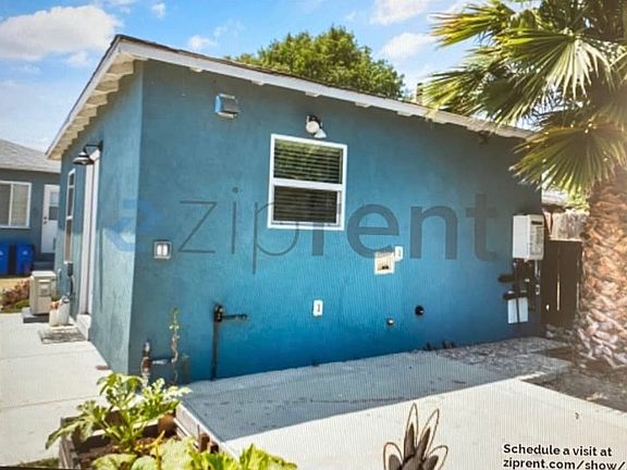 3rd image of 7524 Security Ave