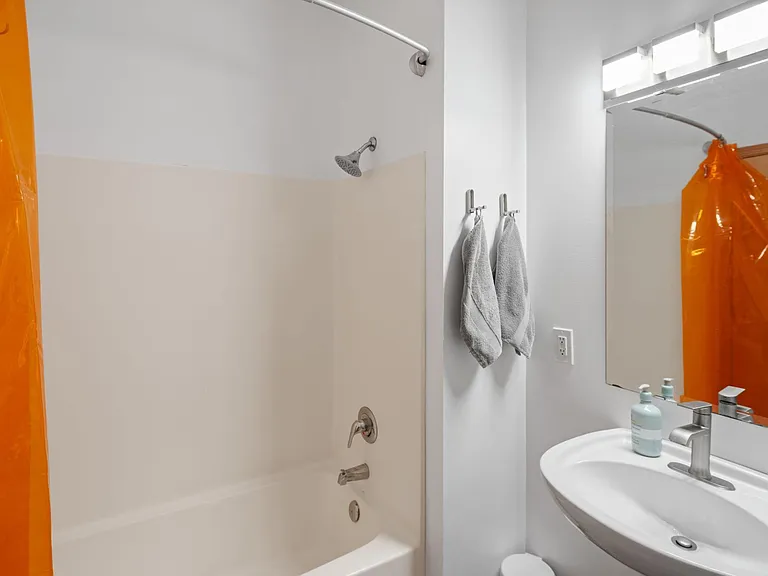 111 E Franklin Ave #316 — Photo 19