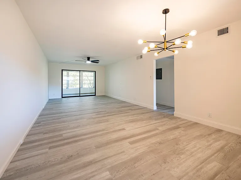 2303 Lucaya Ln #N3 — Photo 3